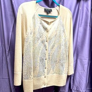 St. John Sweater set. XL. In great condition but has a small stain. See photos